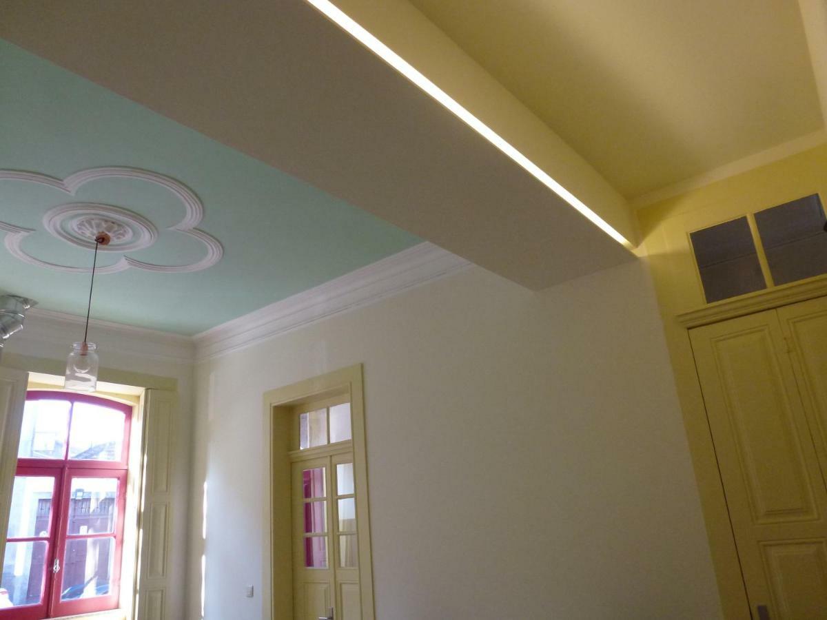Canvas Atelier Hostal